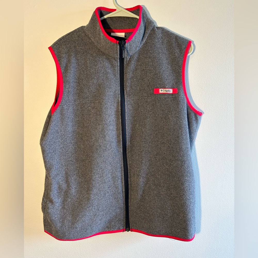 Columbia vest